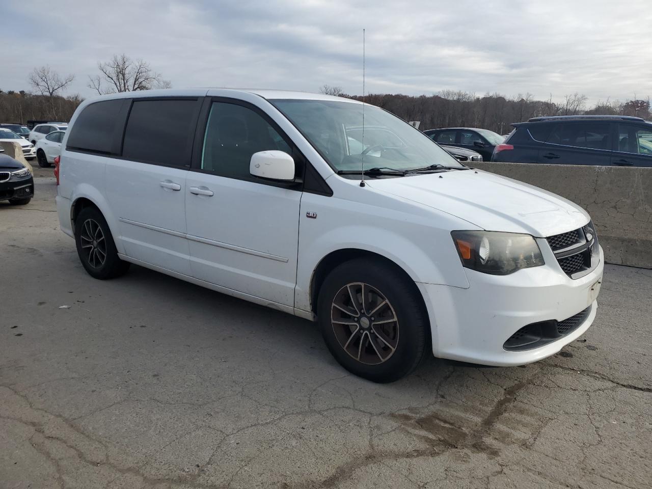 DODGE GRAND CARAVAN SE