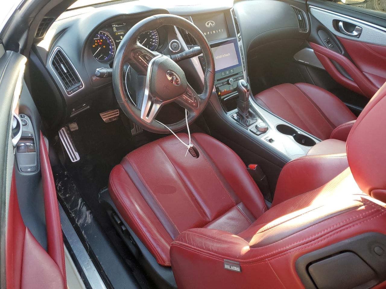 INFINITI Q60 RED SPORT 400