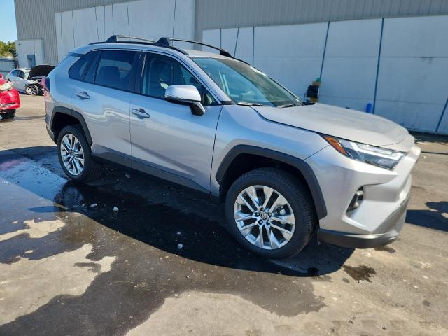 2025 TOYOTA RAV4 XLE P #3292551699