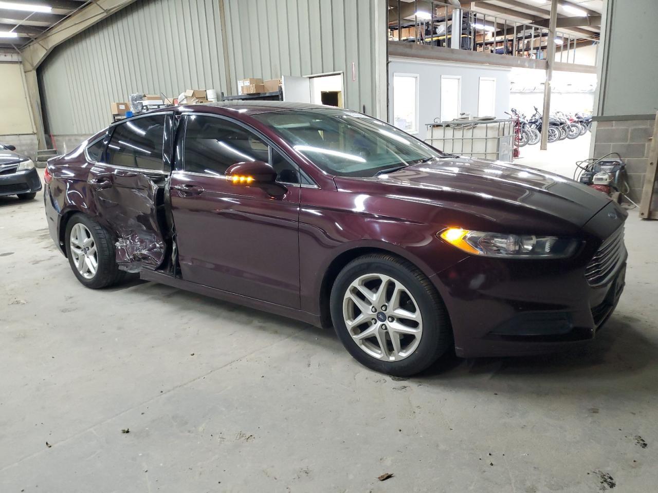 FORD FUSION SE