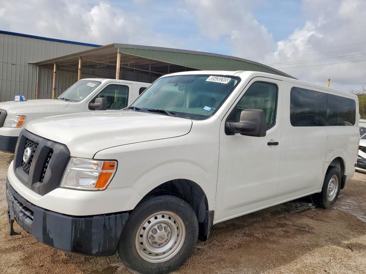 NISSAN NV3500 3500 S