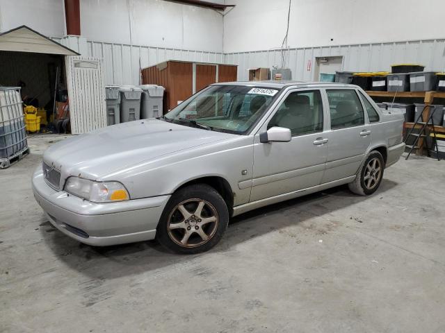 Global Auto Auctions: 2000 VOLVO S70 BASE