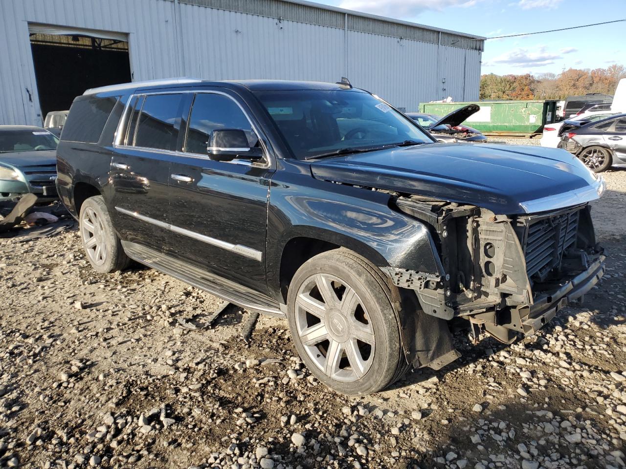 CADILLAC ESCALADE ESV LUXURY