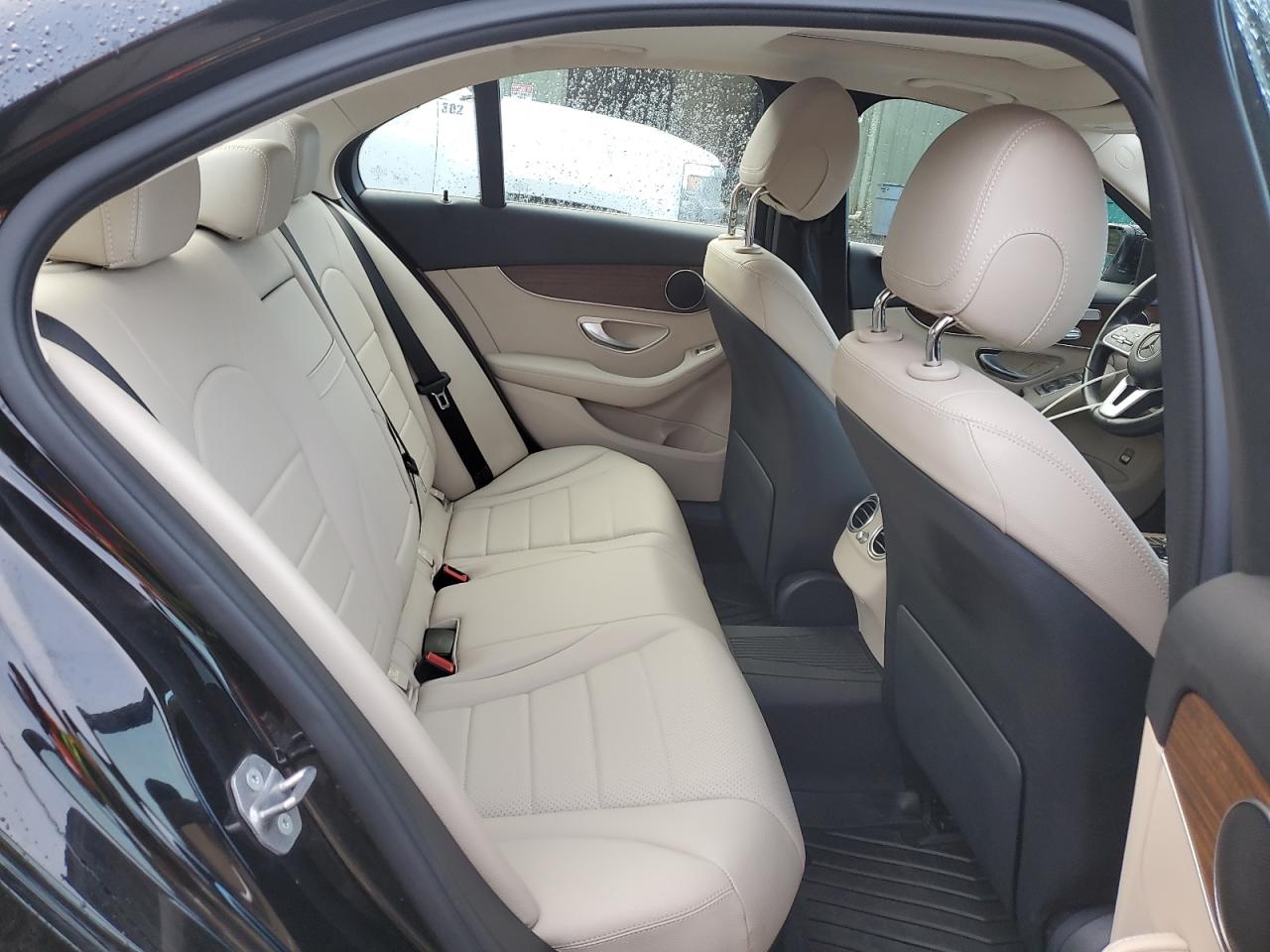 MERCEDES-BENZ C-CLASS 300