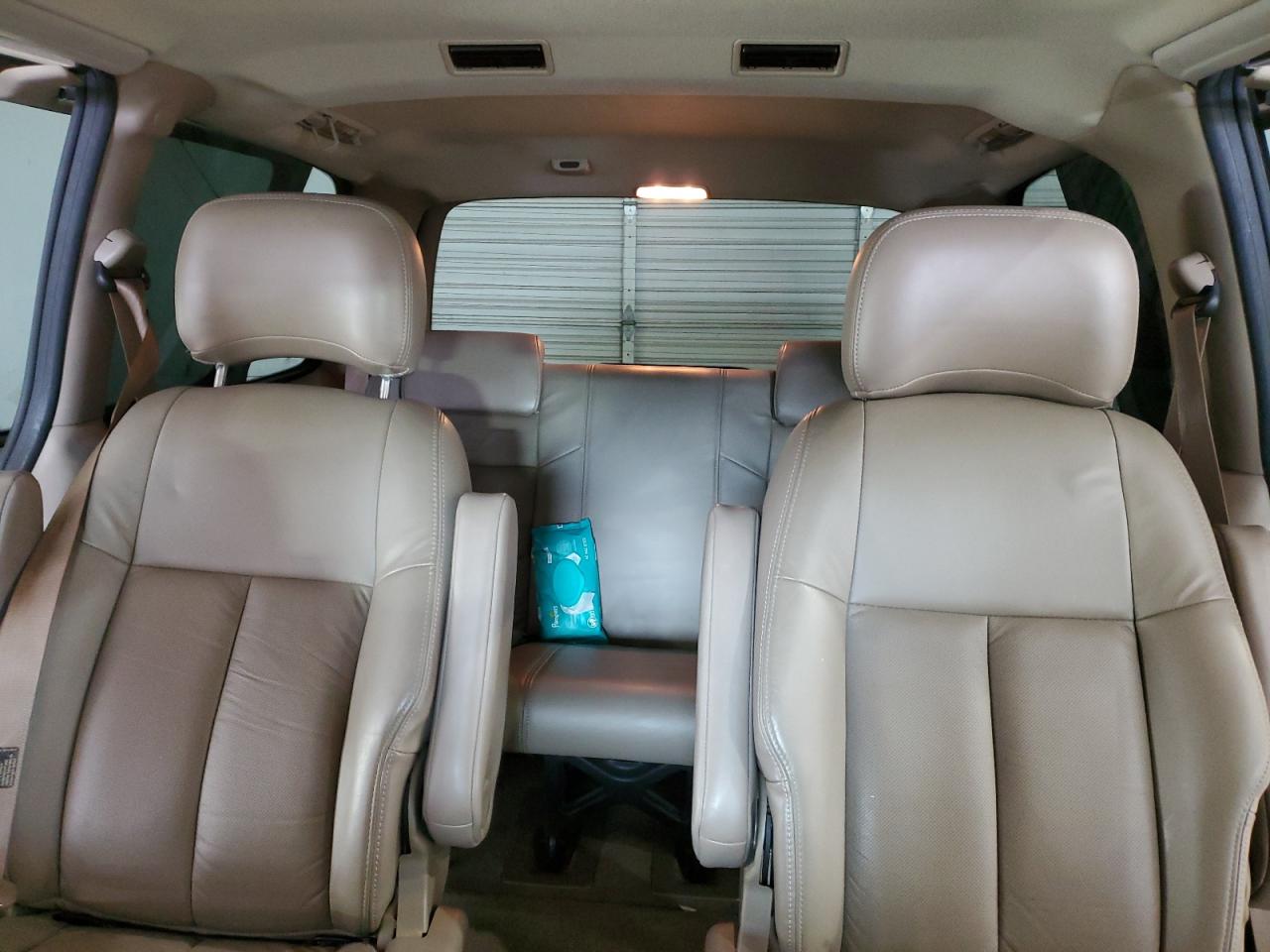 Lot #3287670060 2002 OLDSMOBILE SILHOUETTE