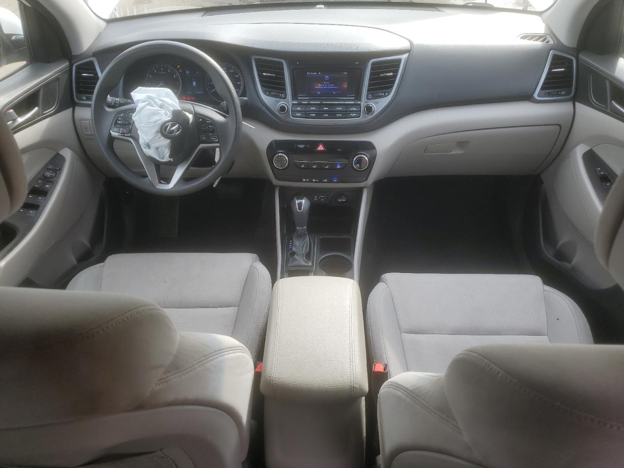 Lot #3310317972 2018 HYUNDAI TUCSON SE