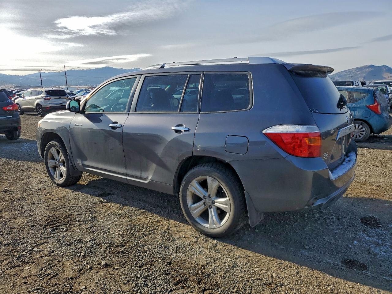 TOYOTA HIGHLANDER LIMITED