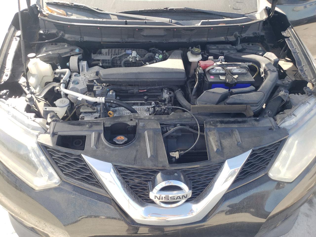 Lot #3302885959 2015 NISSAN ROGUE S