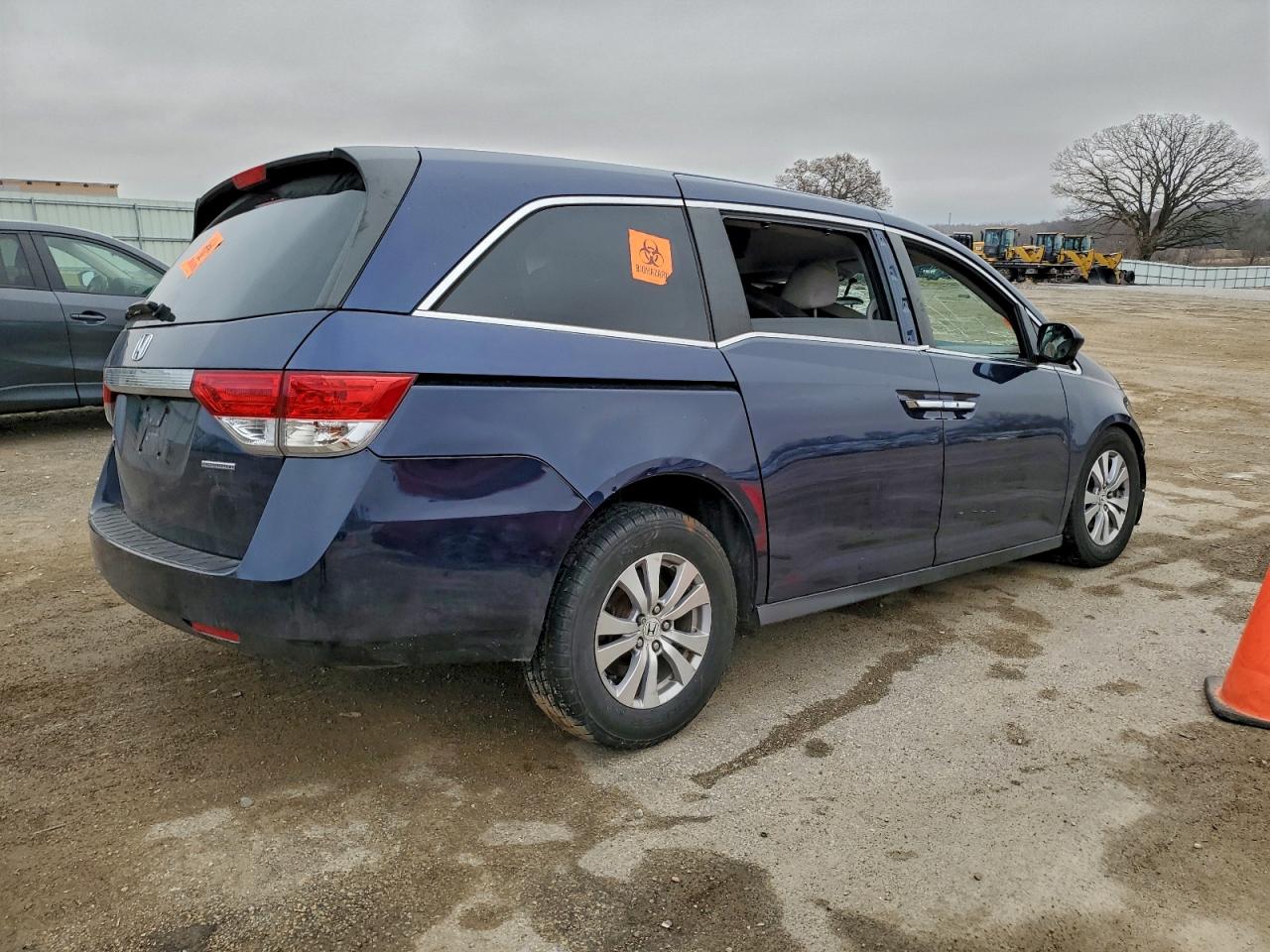 Lot #3308491354 2016 HONDA ODYSSEY SE