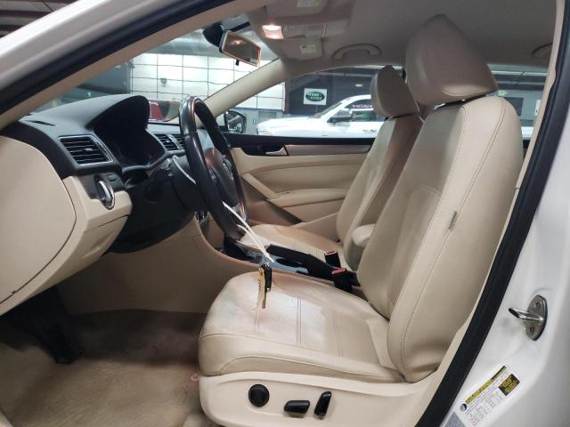 2015 VOLKSWAGEN PASSAT S - 1VWAT7A37FC088885