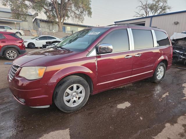 Global Auto Auctions: 2008 CHRYSLER TOWN & COU