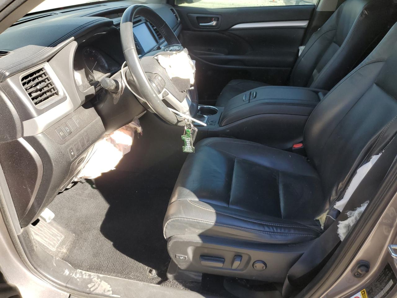 TOYOTA HIGHLANDER SE