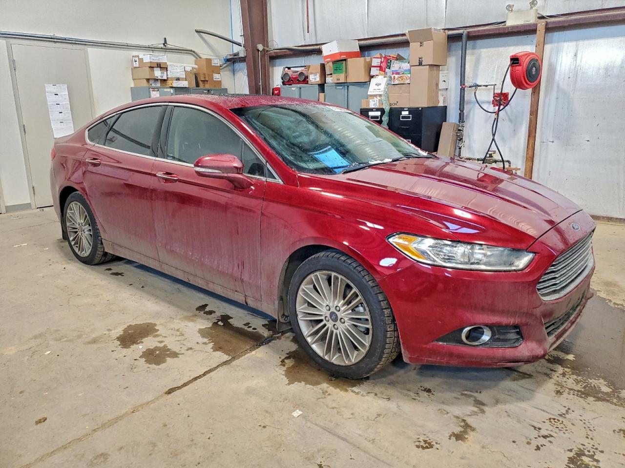 FORD FUSION SE