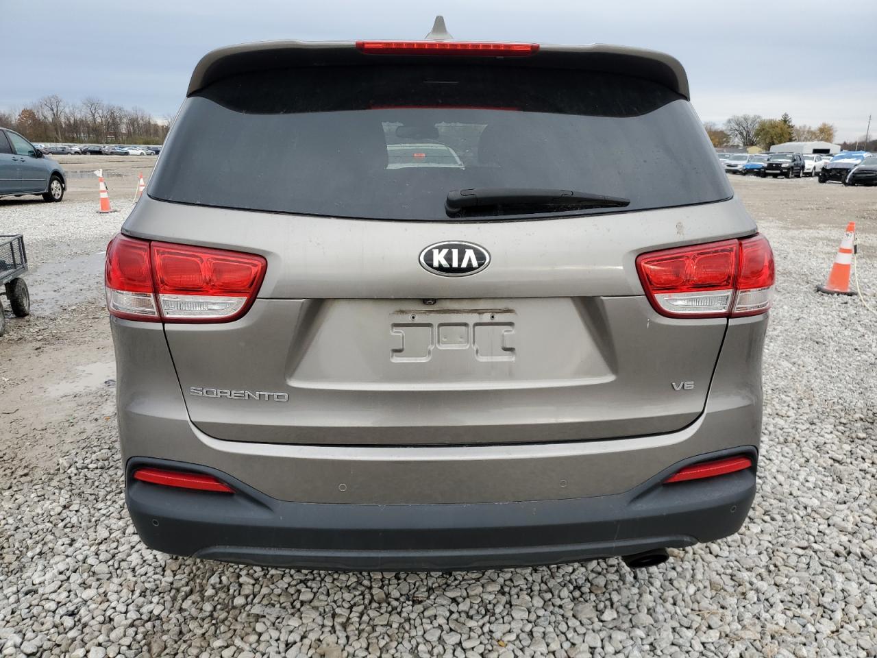 KIA SORENTO LX