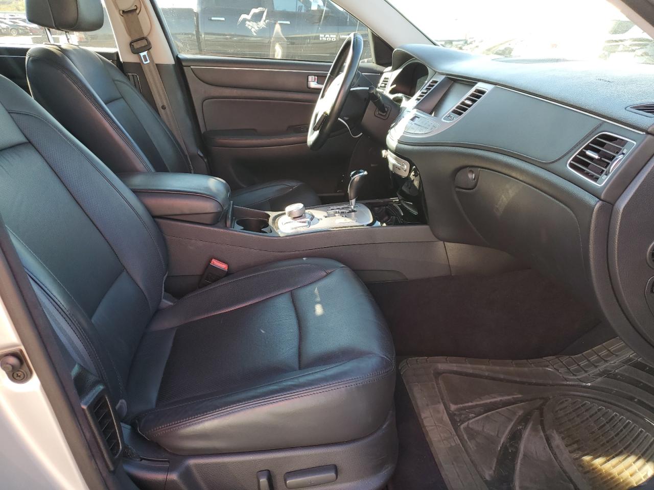 Lot #3315942097 2012 HYUNDAI GENESIS 3.