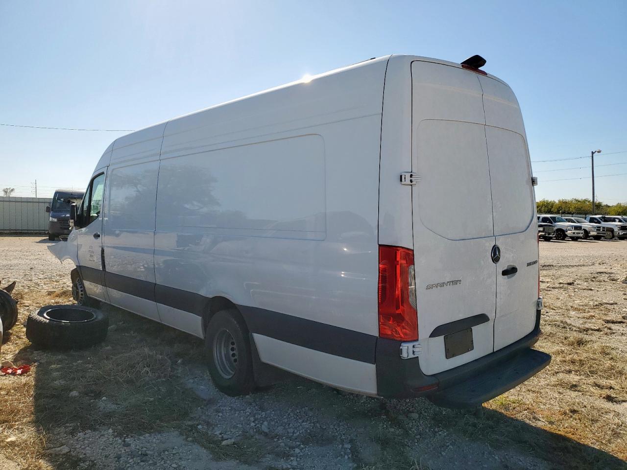 MERCEDES-BENZ SPRINTER 3500