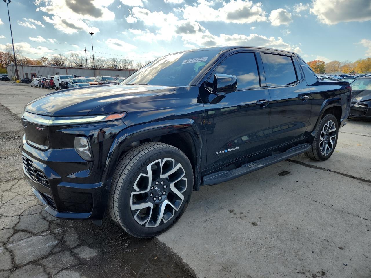 CHEVROLET SILVERADO RST