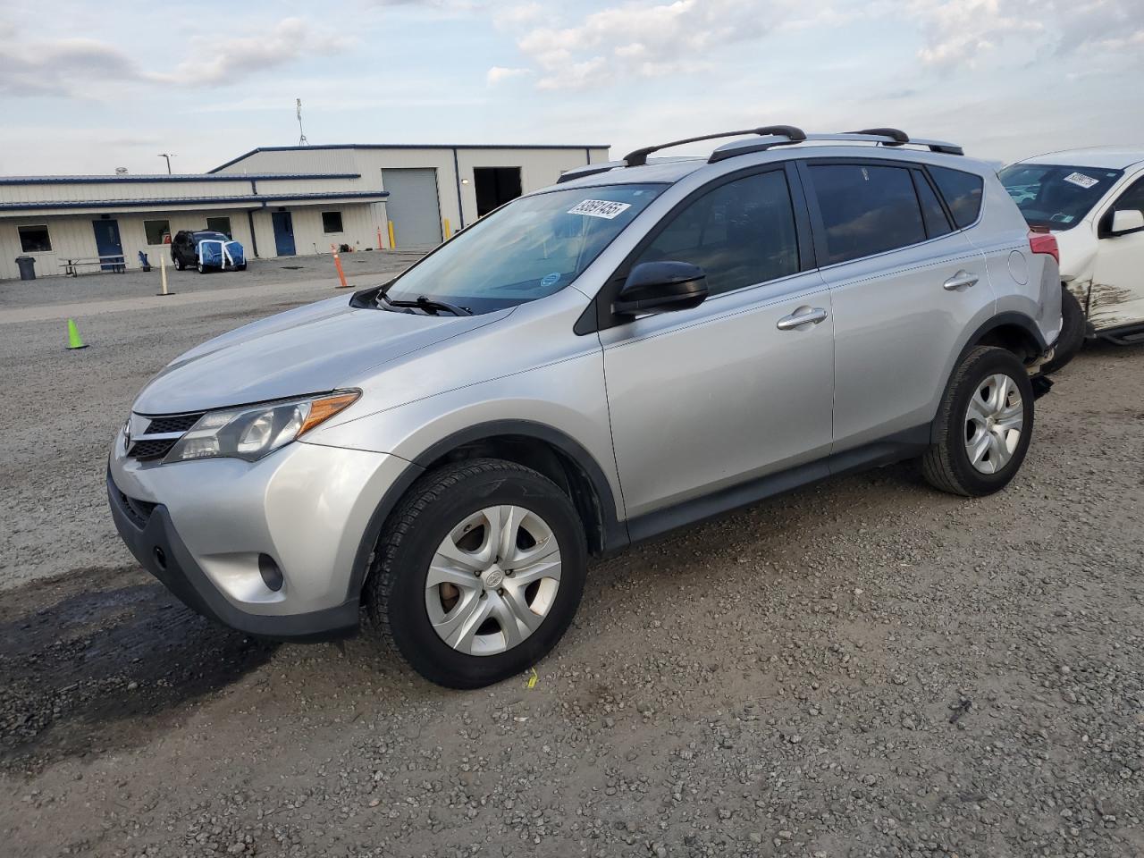 TOYOTA RAV4 LE