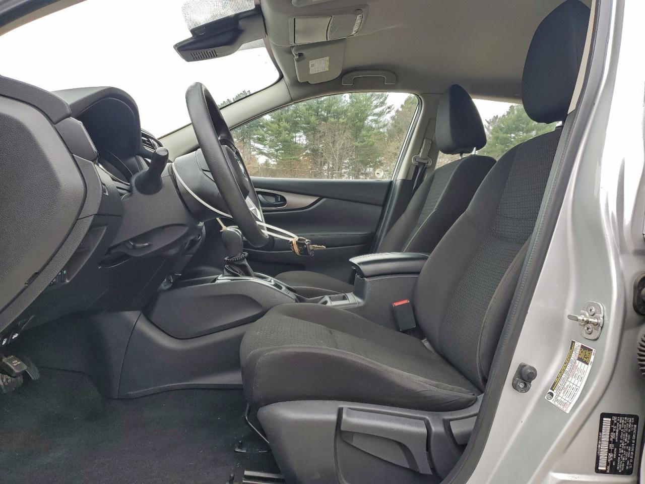 NISSAN ROGUE SPORT S