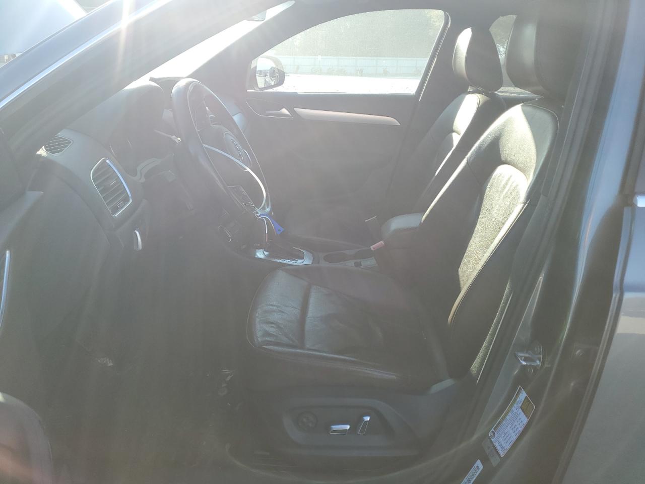 AUDI Q3 PREMIUM PLUS