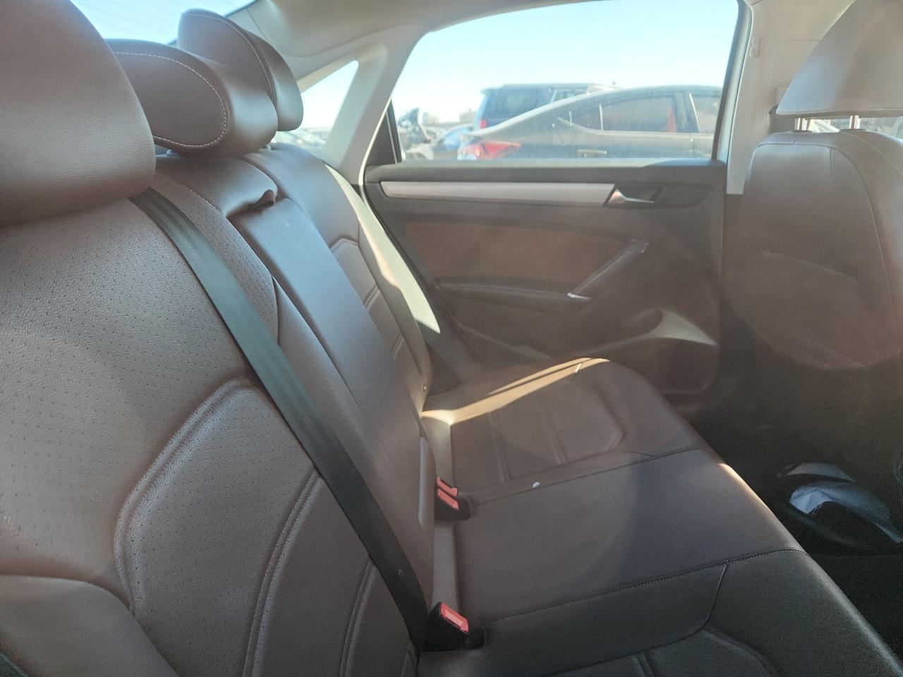 Lot #3311667258 2021 VOLKSWAGEN PASSAT SE