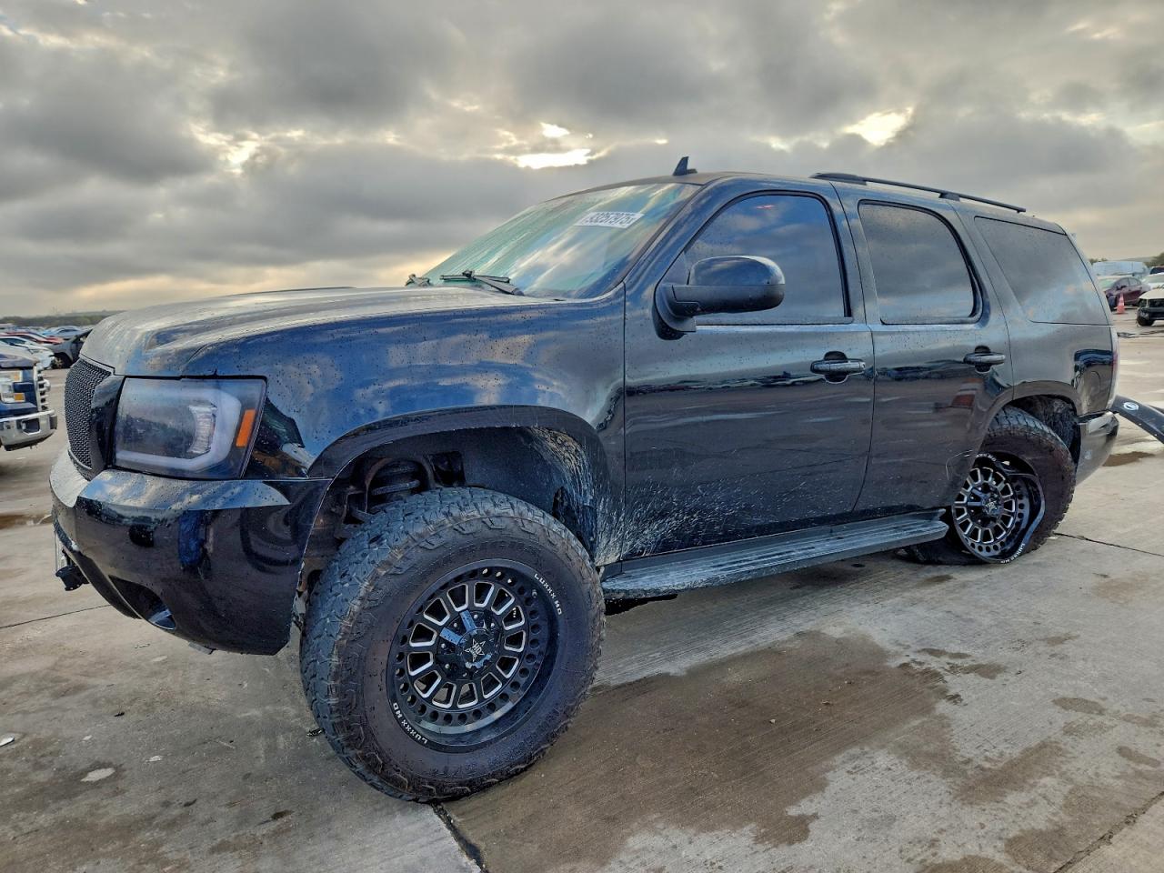 CHEVROLET TAHOE C1500 LS