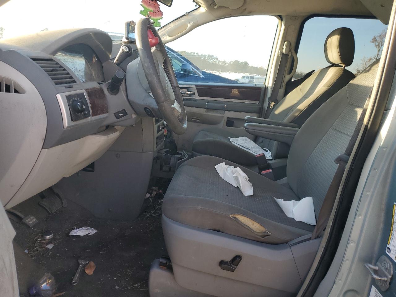 CHRYSLER TOWN & COUNTRY TOURING