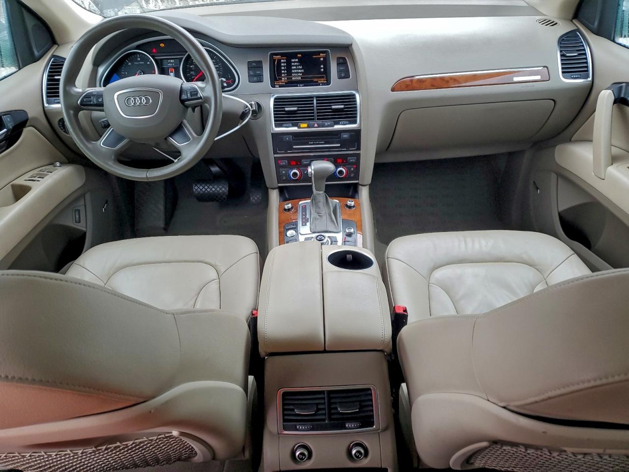 AUDI Q7 PREMIUM PLUS