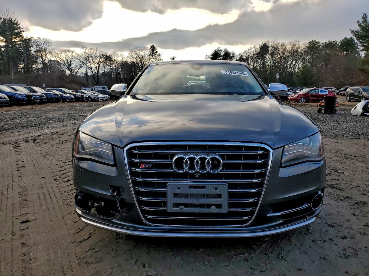 AUDI S8 QUATTRO