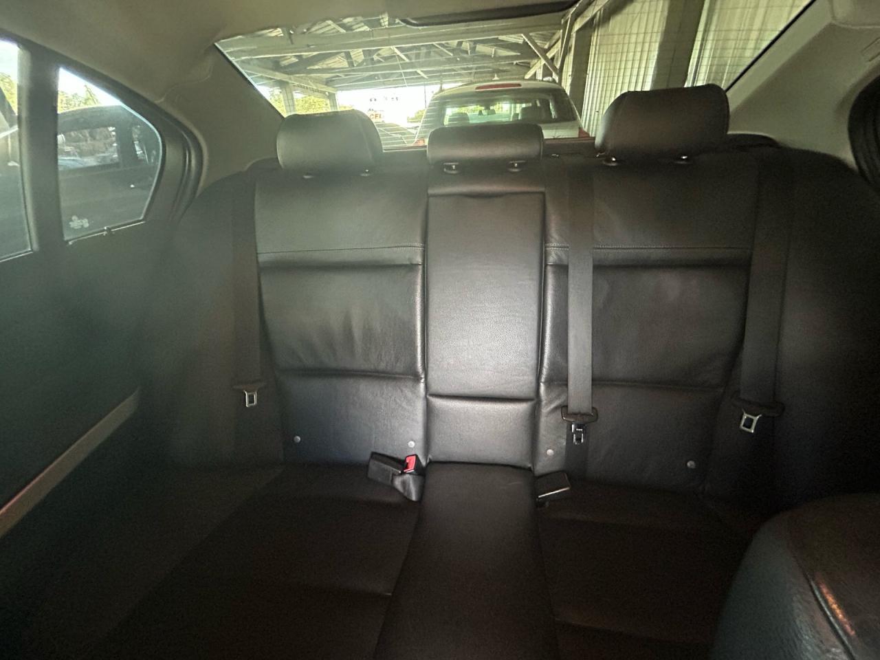 BMW 3 SERIES XI SULEV