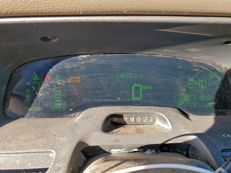 2002 FORD CROWN VICT #3304727906