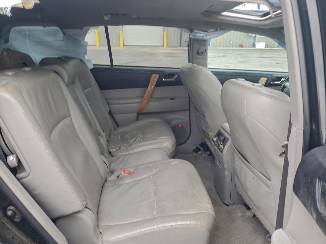 TOYOTA HIGHLANDER HYBRID LIMITED