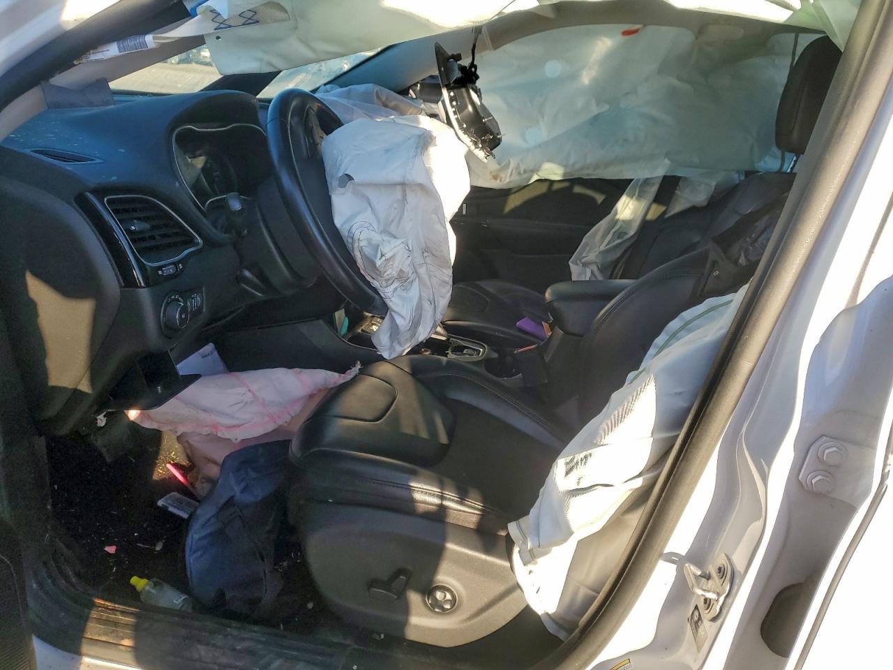 JEEP GRAND CHEROKEE LATITUDE PLUS