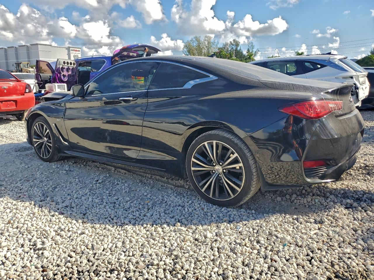 INFINITI Q60 PREMIUM