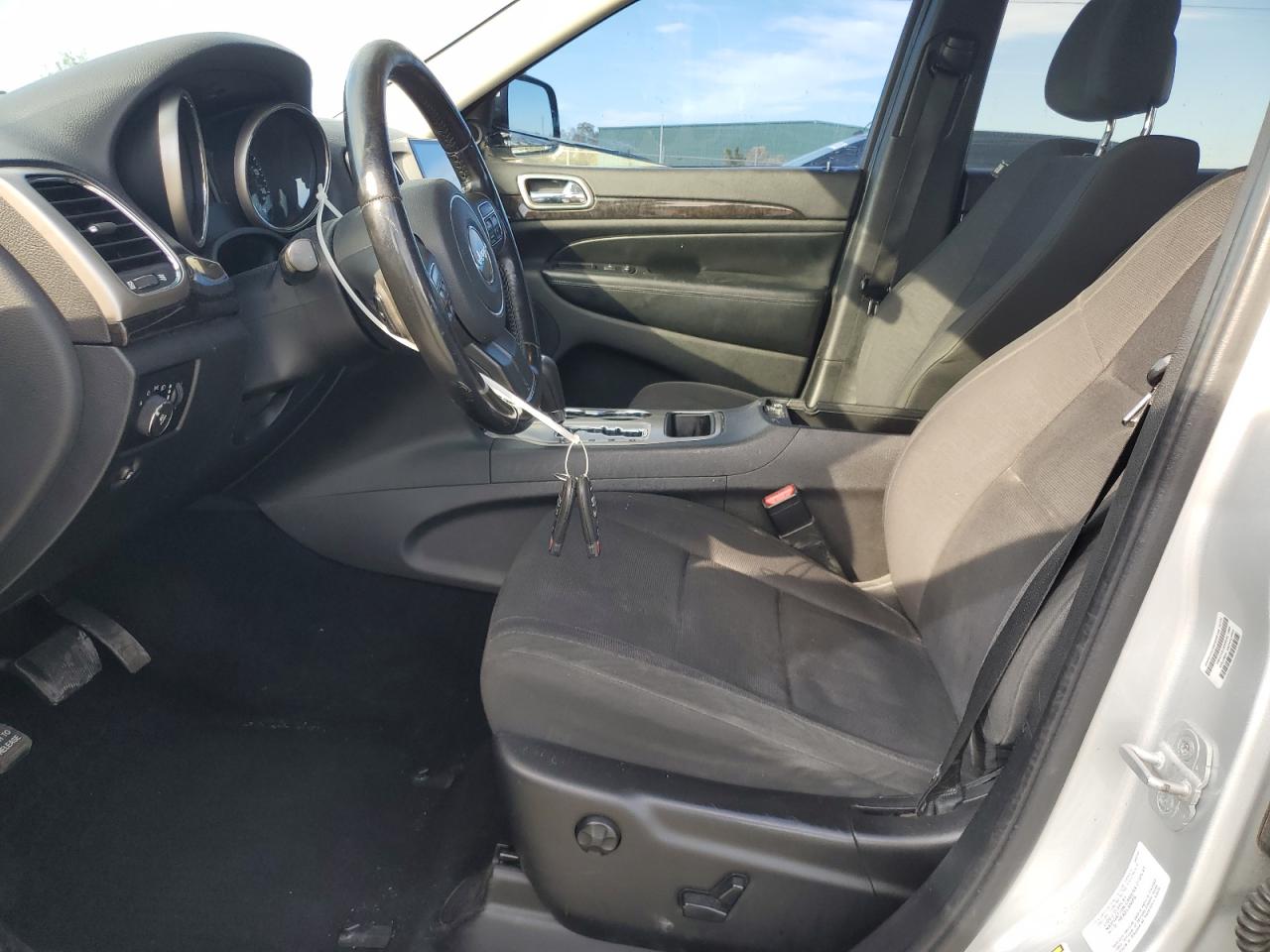 JEEP GRAND CHEROKEE LAREDO