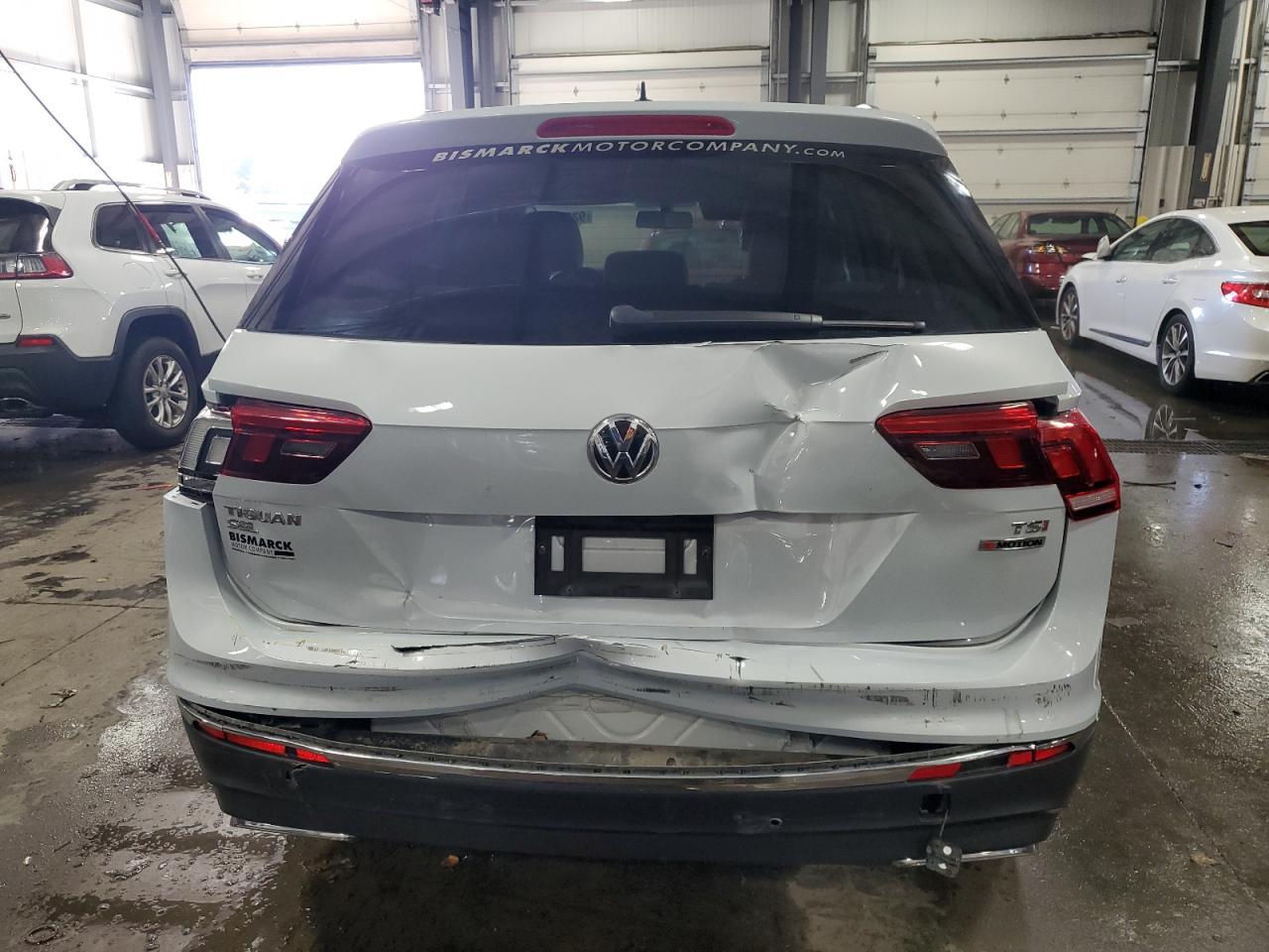 VOLKSWAGEN TIGUAN SE