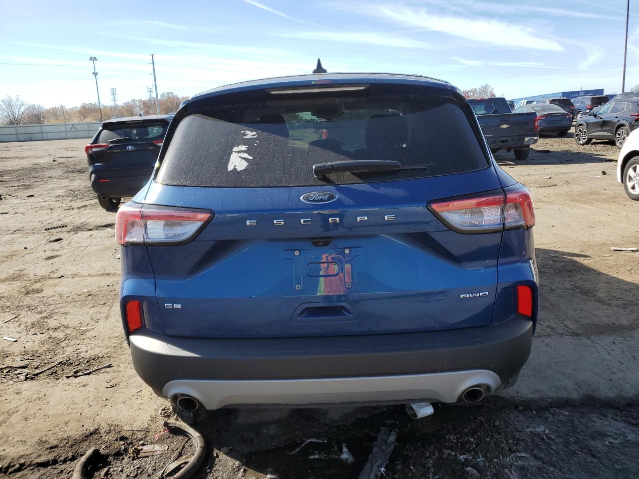 FORD ESCAPE SE