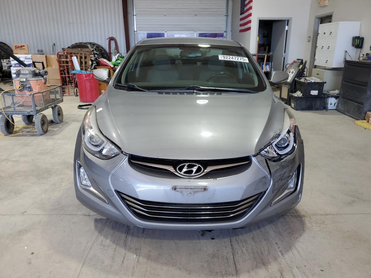 HYUNDAI ELANTRA SE