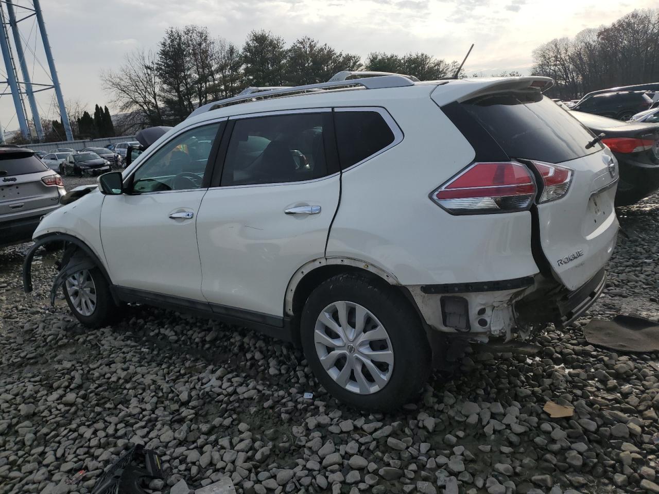 NISSAN ROGUE S