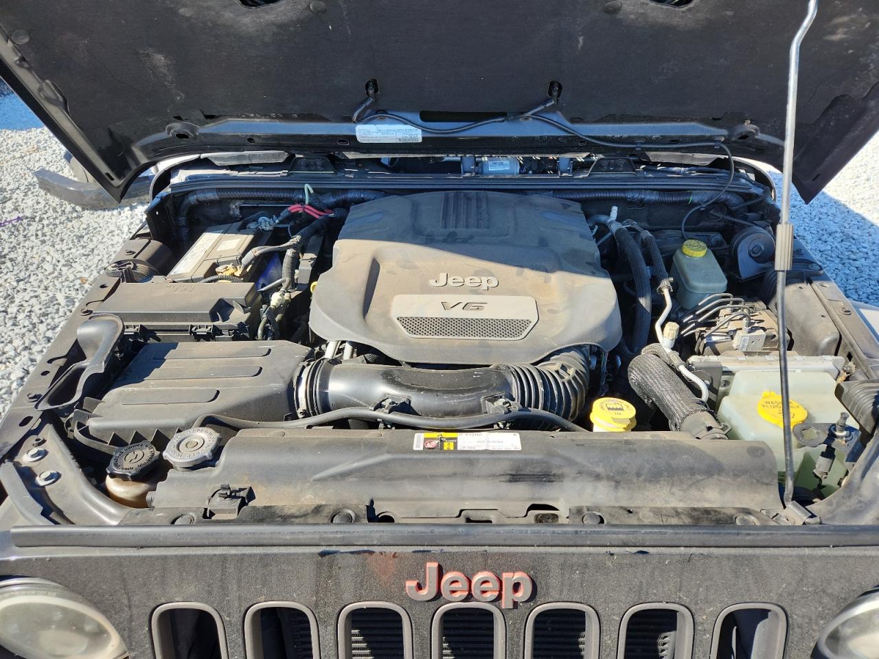 JEEP WRANGLER SAHARA