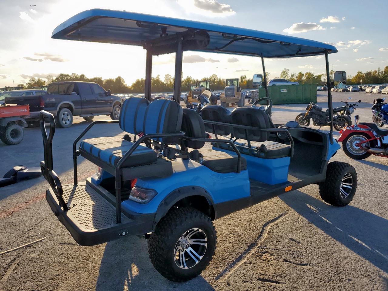 Lot #3290183211 2022 ICON ICON