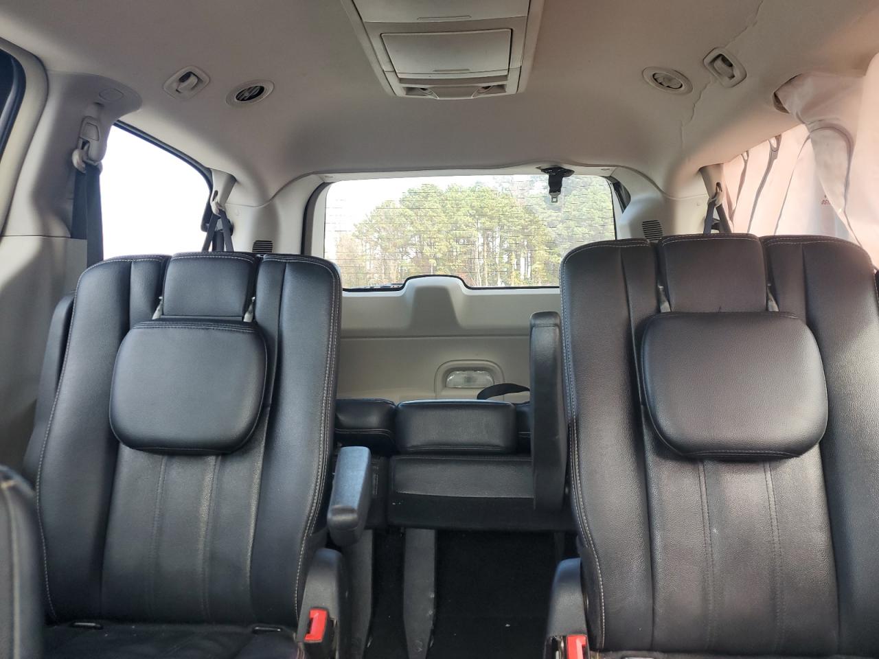 CHRYSLER TOWN & COUNTRY TOURING