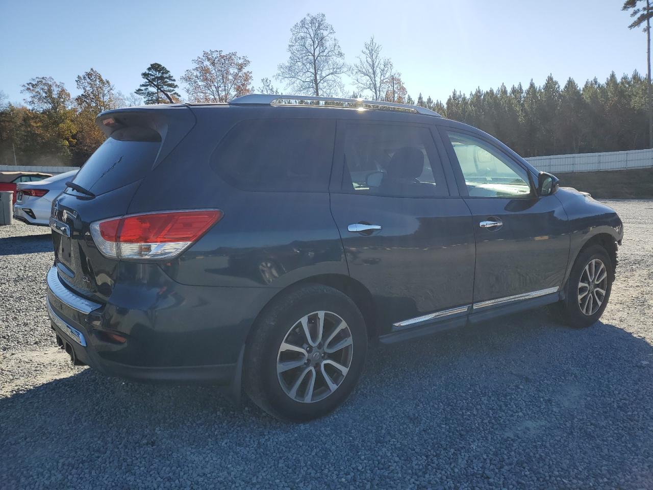 NISSAN PATHFINDER S