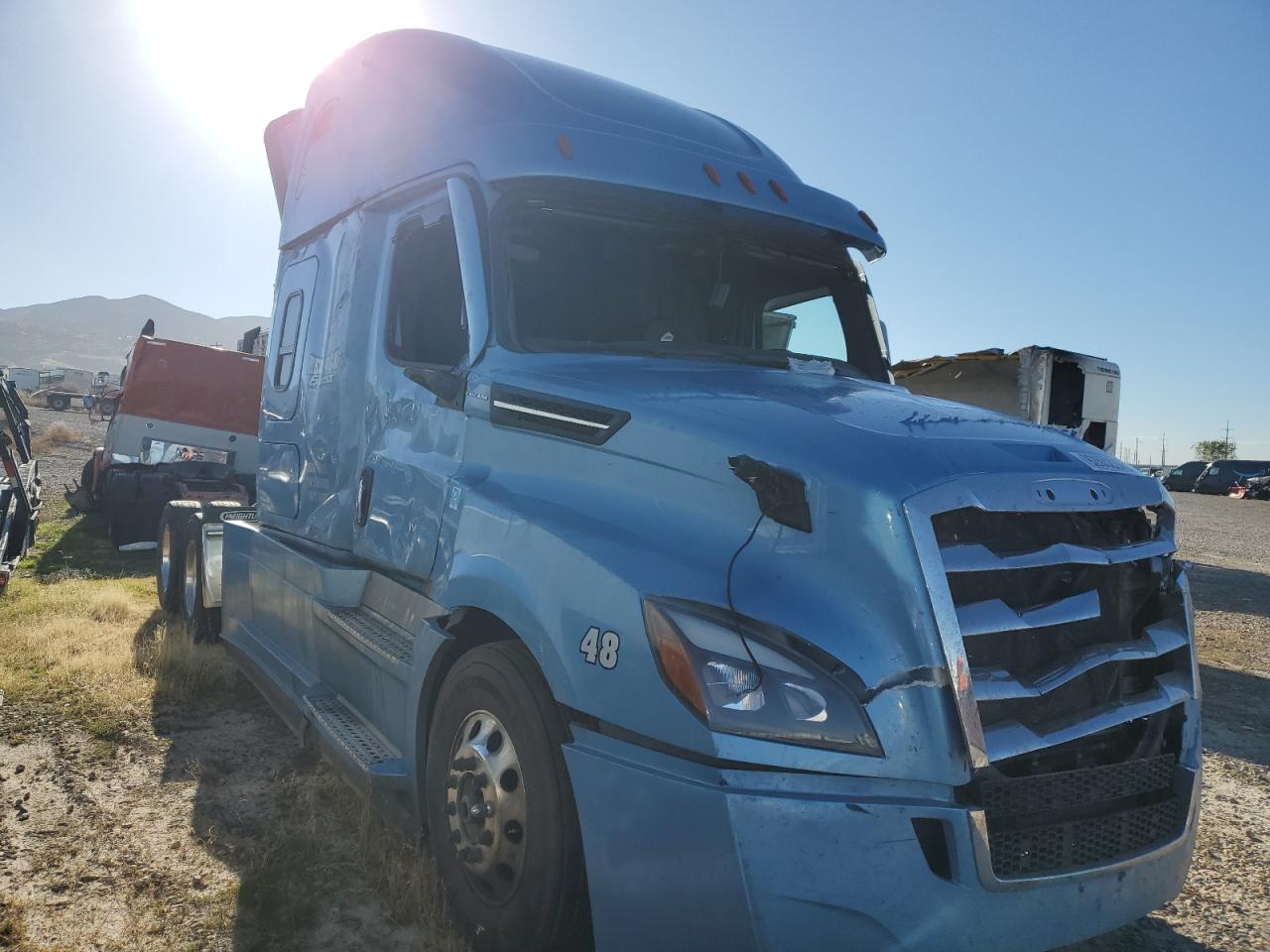 Lot #3296509659 2025 FREIGHTLINER CASCADIA 1