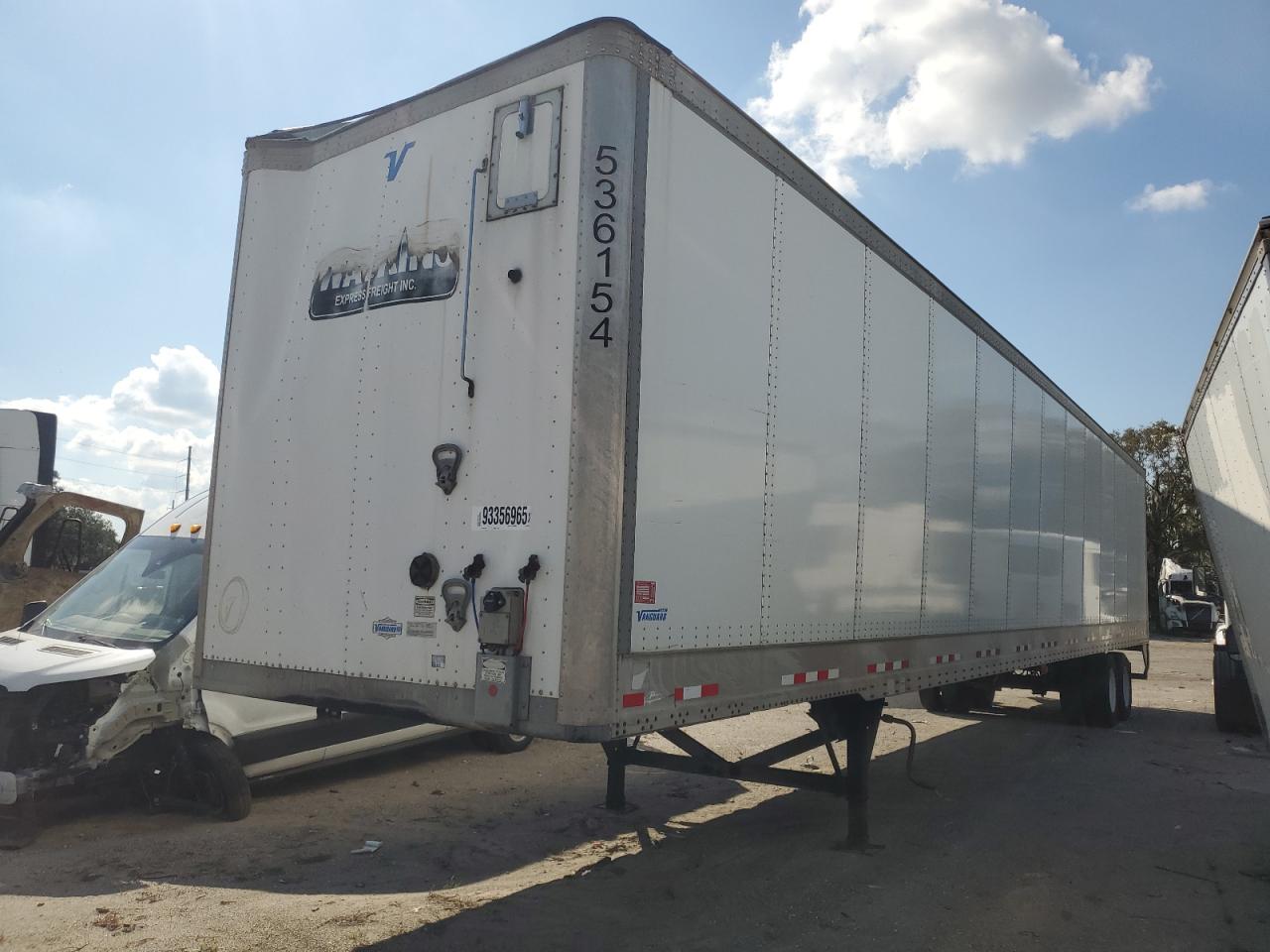 Lot #3291177035 2018 VANGUARD 53' TRAIL