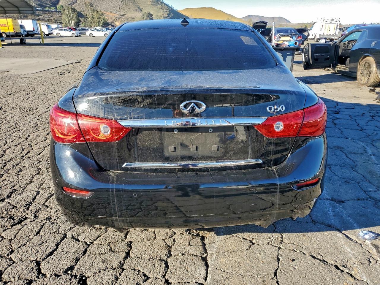INFINITI Q50 BASE