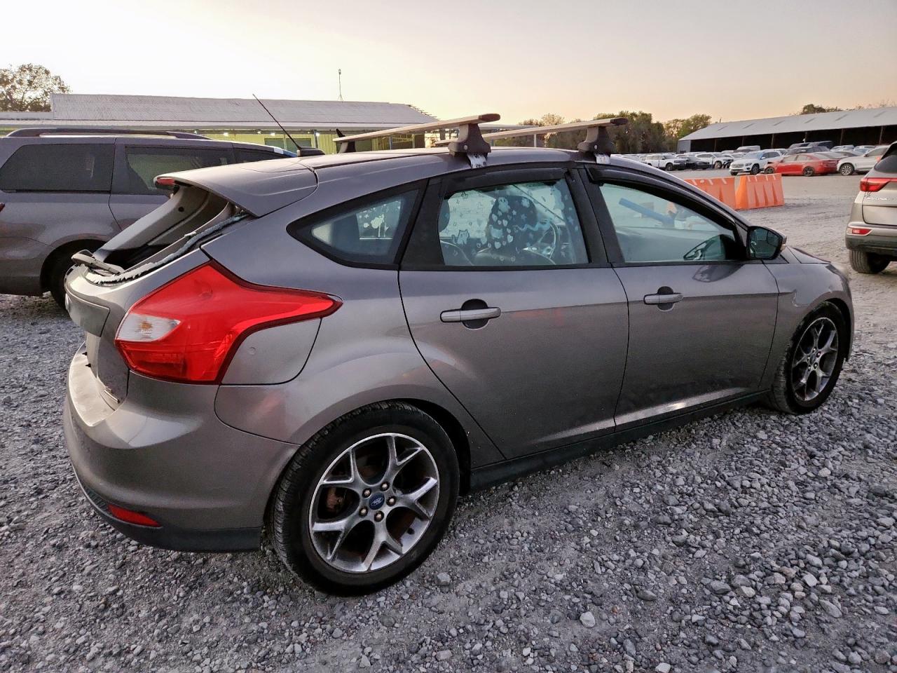 FORD FOCUS SE