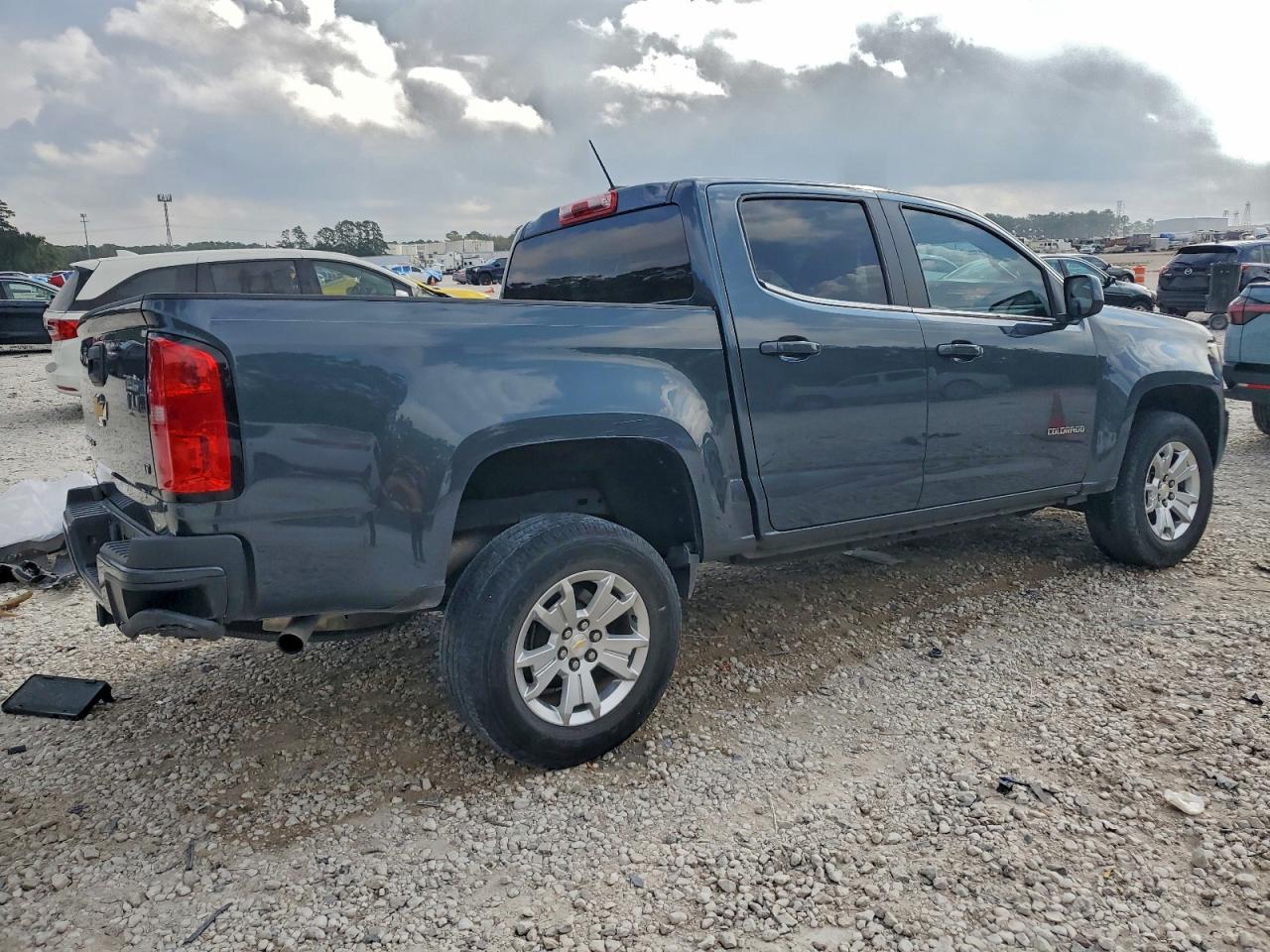 CHEVROLET COLORADO LT