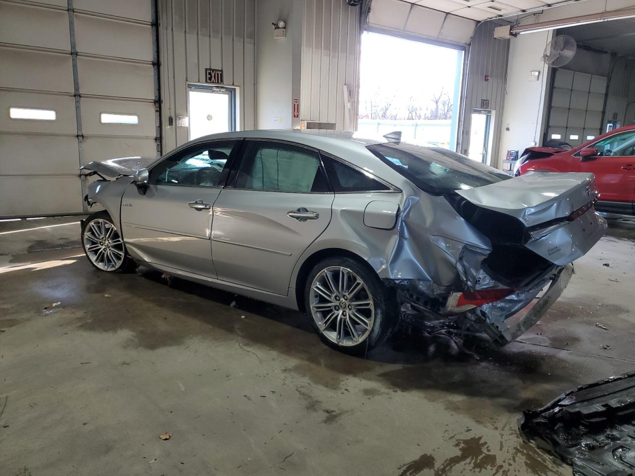 TOYOTA AVALON LIMITED