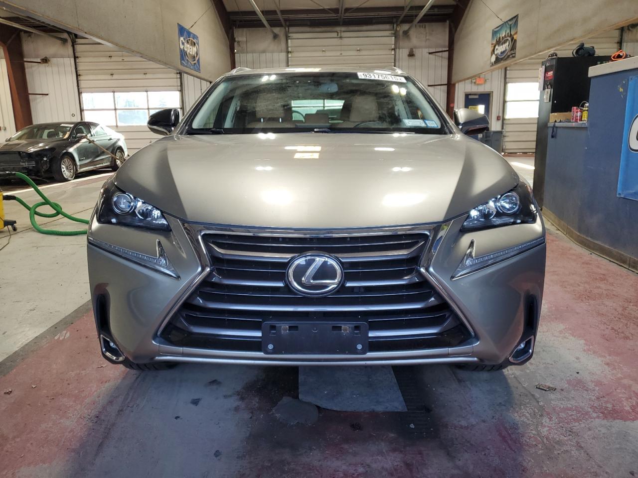 LEXUS NX 200T